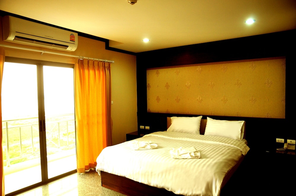 green hill hotel phayao
