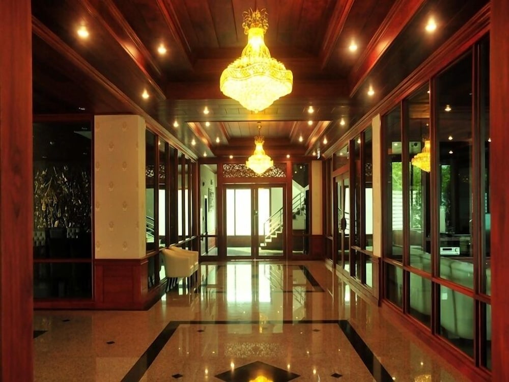 green hill hotel phayao