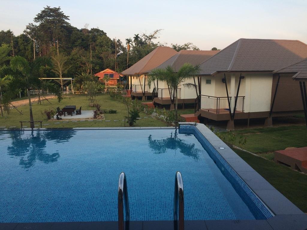 tipparika riverview hotel adult only