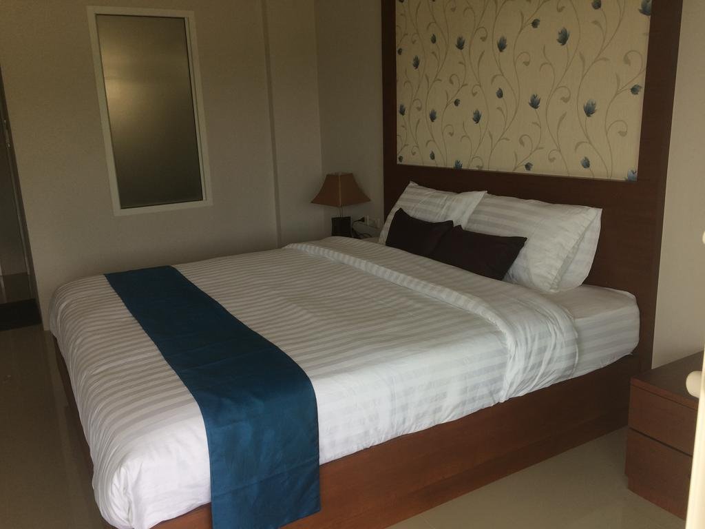 tipparika riverview hotel adult only
