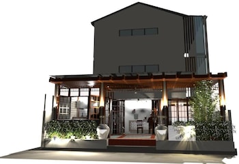 yen aura boutique hotel