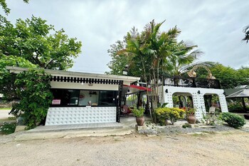 ban suan suree resort