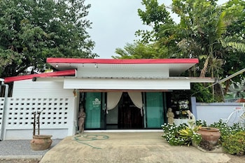 ban suan suree resort