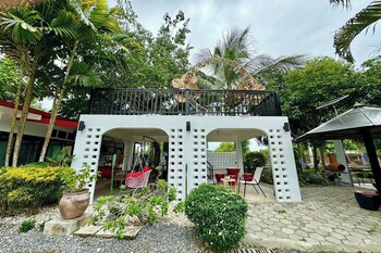 ban suan suree resort