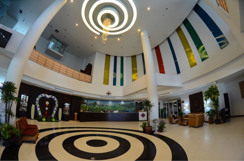 Grand Southern Hotel,Nakhon Si Thammarat>>Lan Saka,3 star