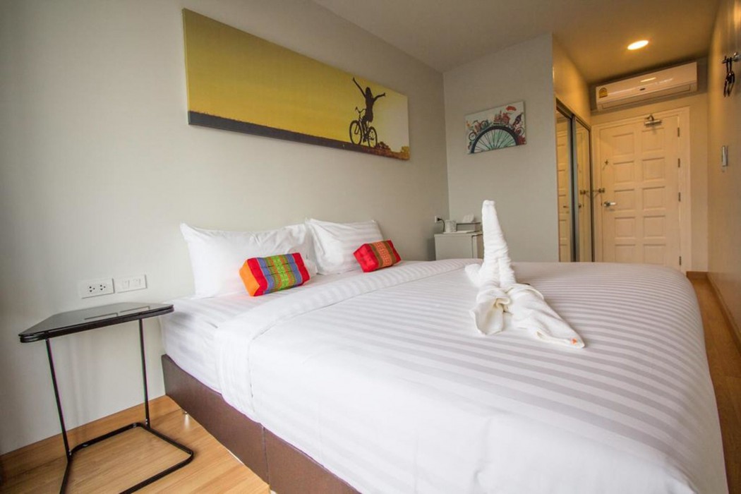 ducati bike box hostel