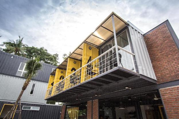 ducati bike box hostel