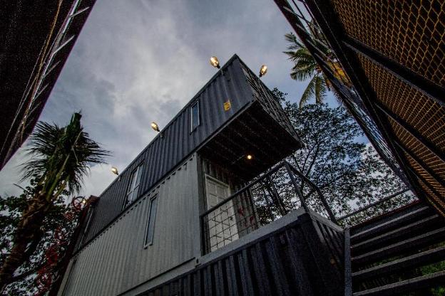 ducati bike box hostel