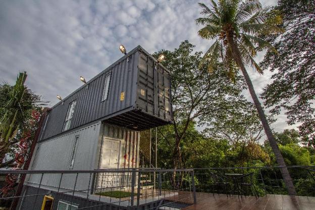 ducati bike box hostel