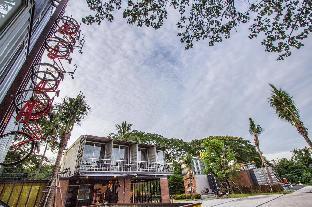 ducati bike box hostel