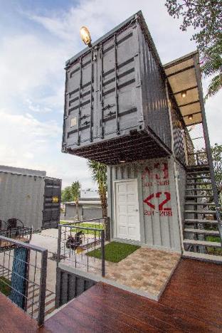 ducati bike box hostel