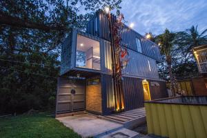 ducati bike box hostel