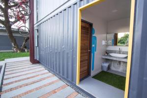 ducati bike box hostel