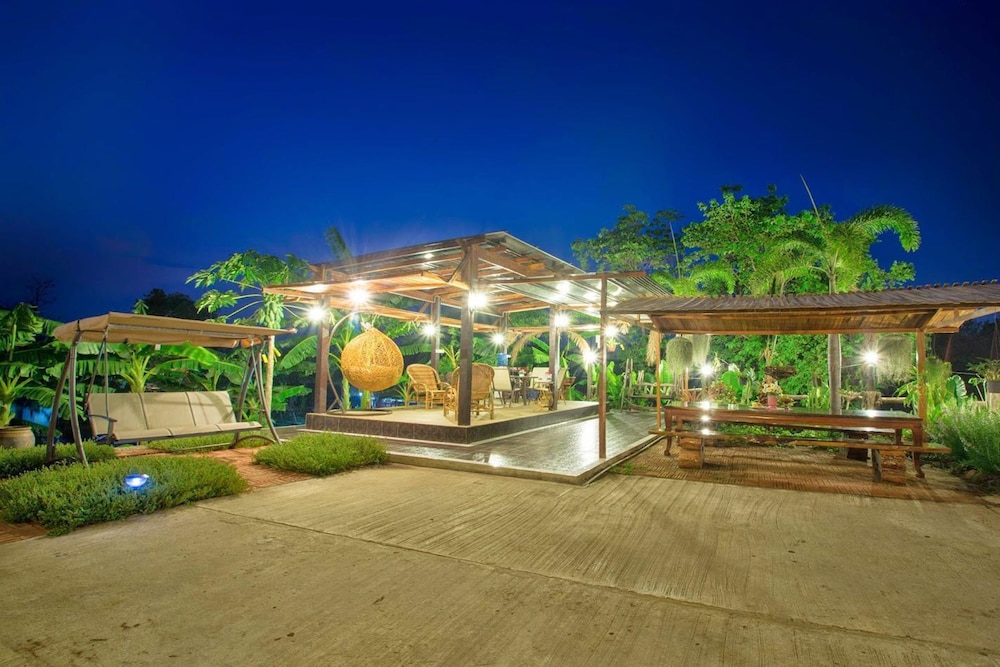 banter resort