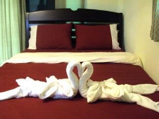 green cottage beach resort