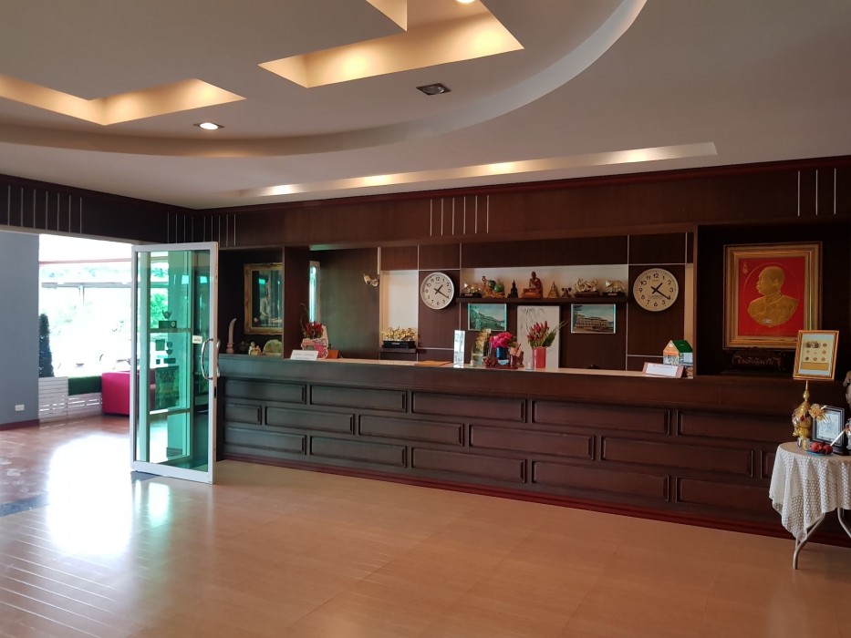 breeze hill hotel