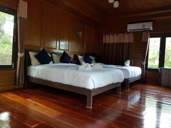 baan suan hill resort