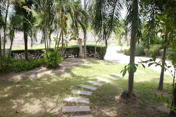 Aana Residence Resort,Rayong Province>>Rayong,3 star