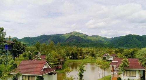 tanaosri and creekside resort
