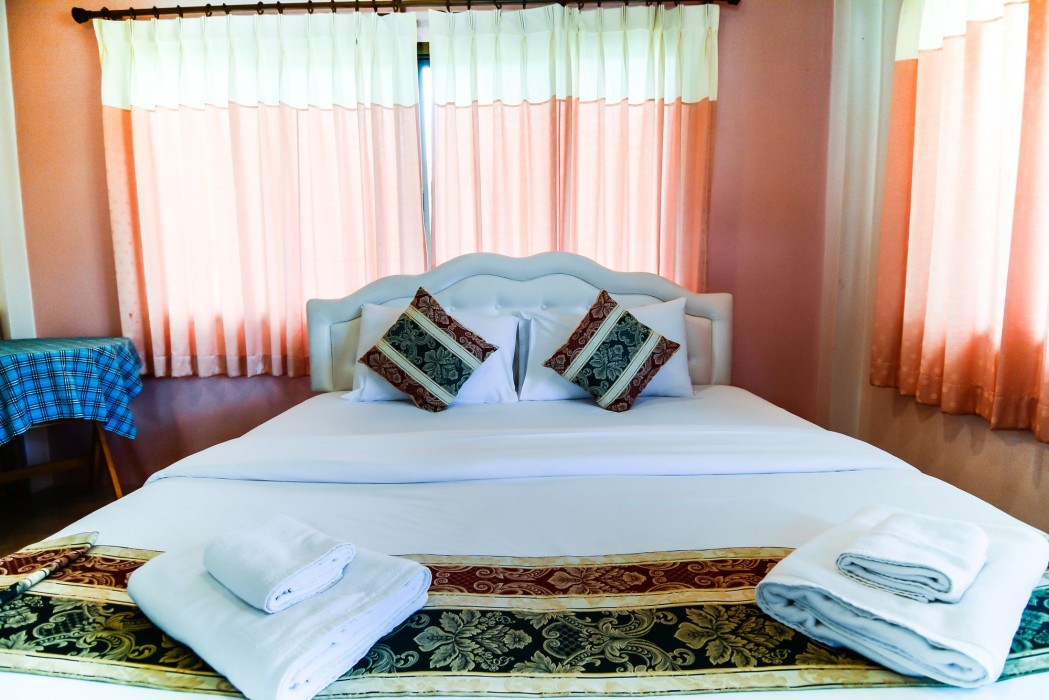 tanaosri and creekside resort