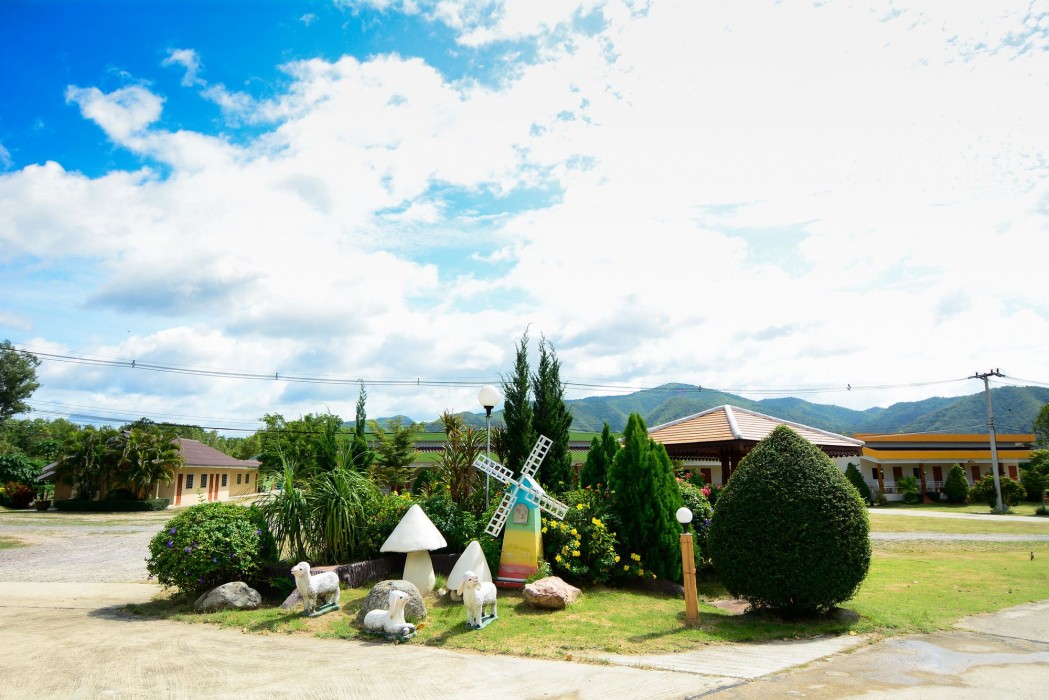 tanaosri and creekside resort