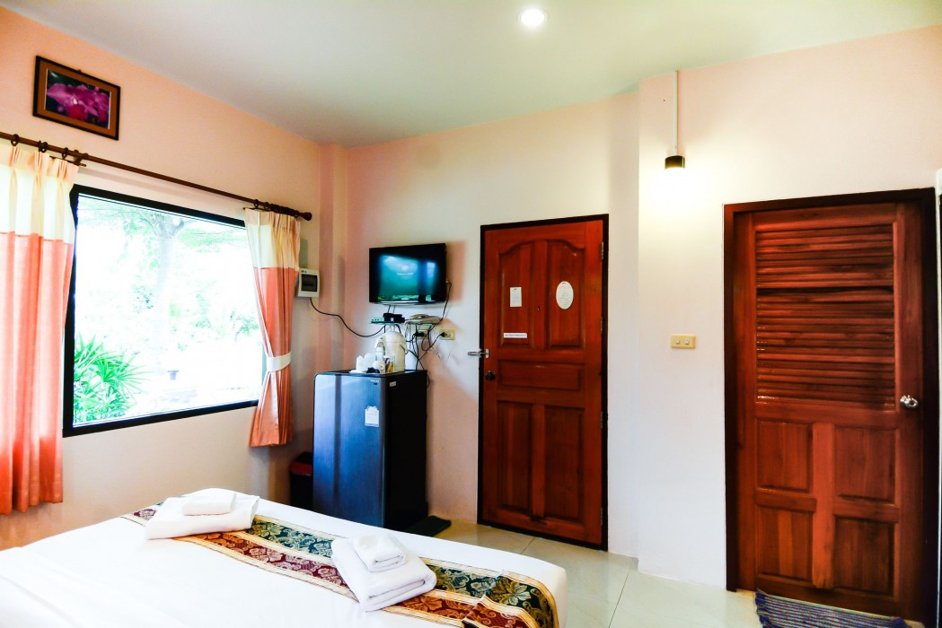 tanaosri and creekside resort