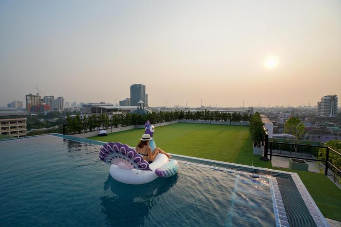 romance hotel sukhumvit 97
