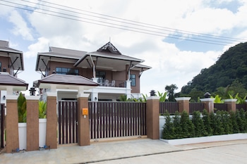 the best aonang villas