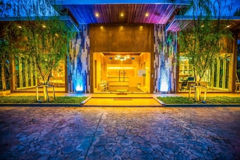 arcadia resort