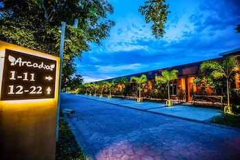 arcadia resort