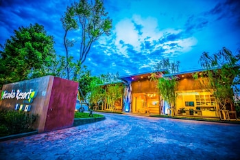 arcadia resort