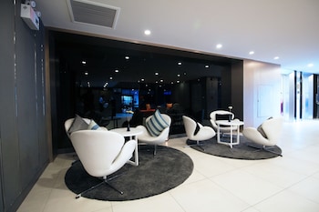 xen hotel nakhon pathom