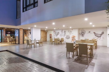 xen hotel nakhon pathom