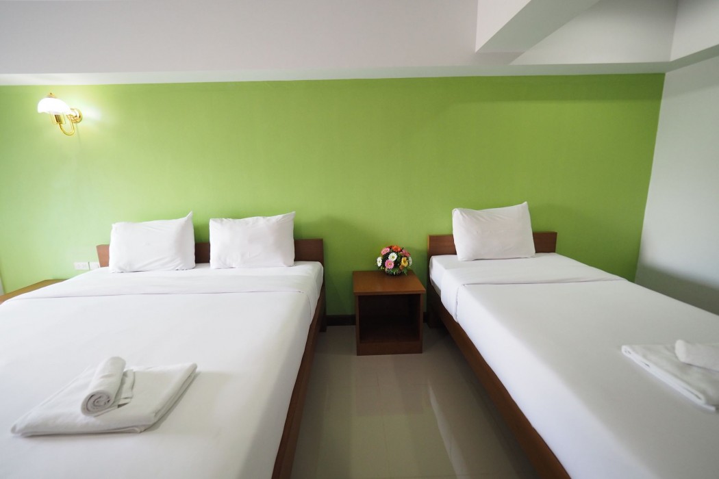 phuhi hotel