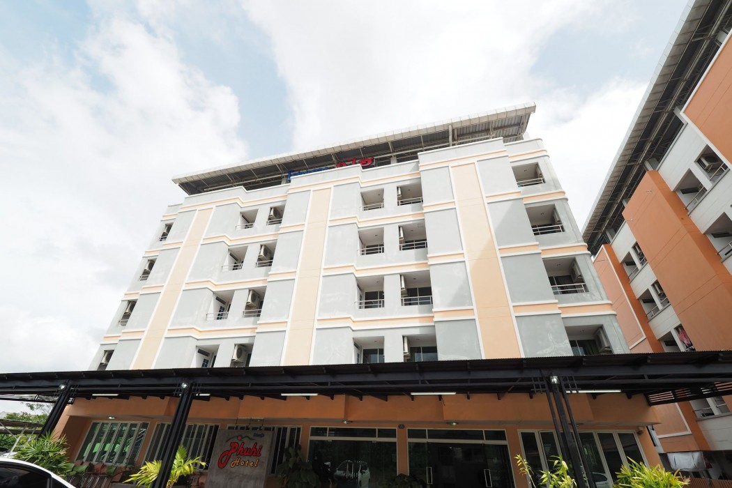 phuhi hotel