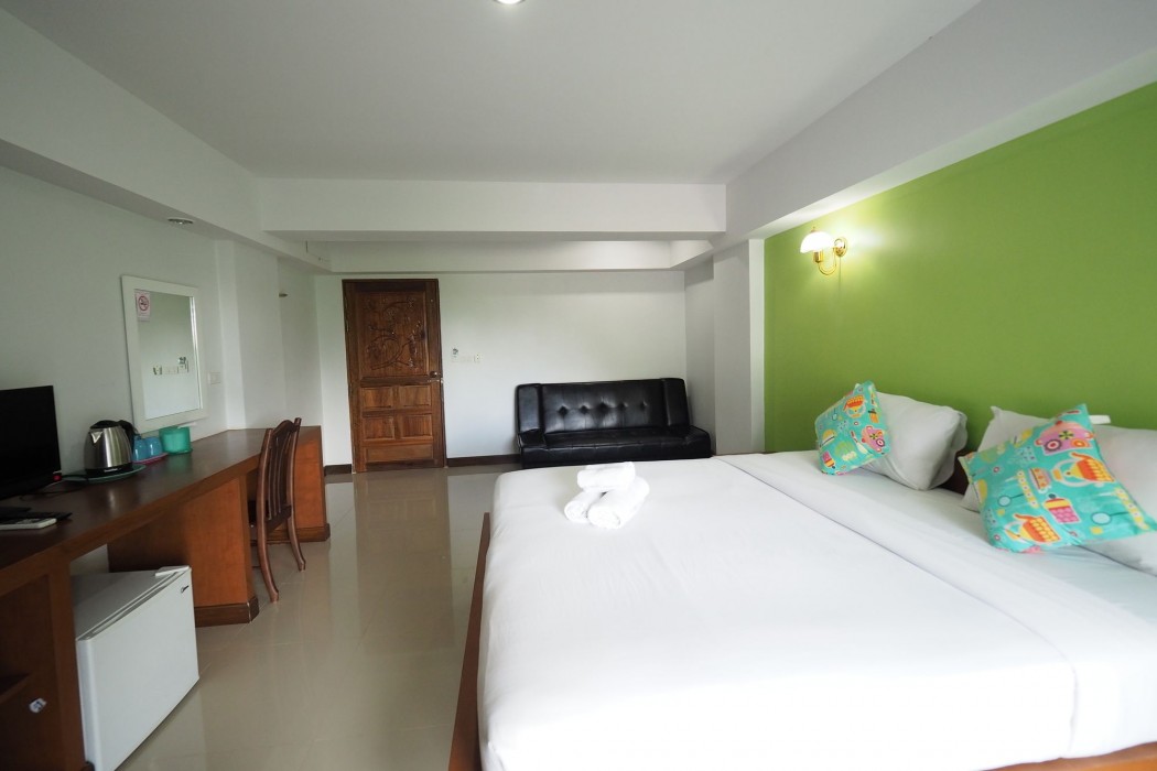 phuhi hotel