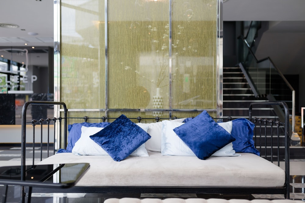 z sleep hotel