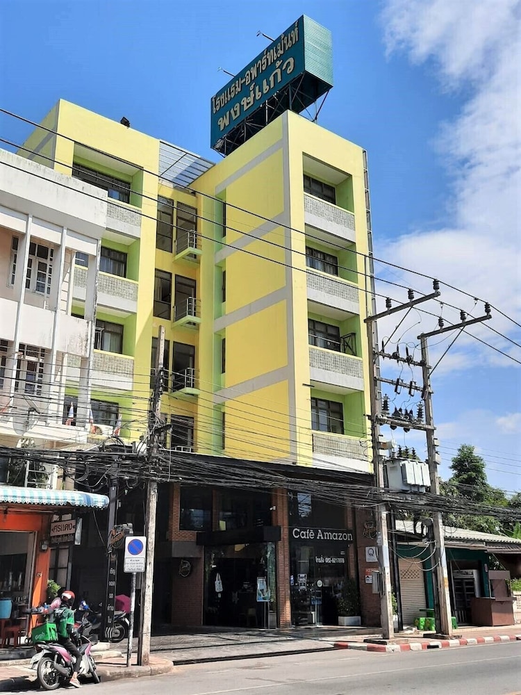 phongkaew hotel