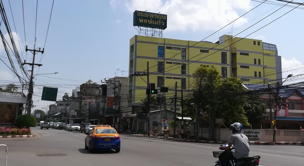 phongkaew hotel