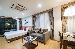 burgundy residence 304