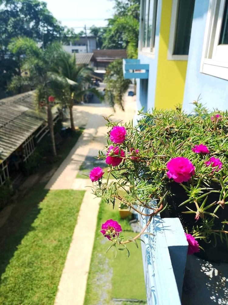 arunee resort koh chang