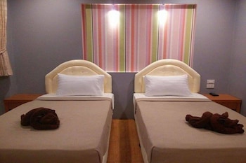 arunee resort koh chang