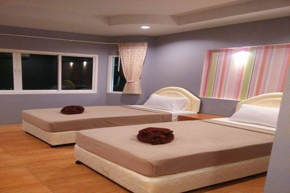 arunee resort koh chang