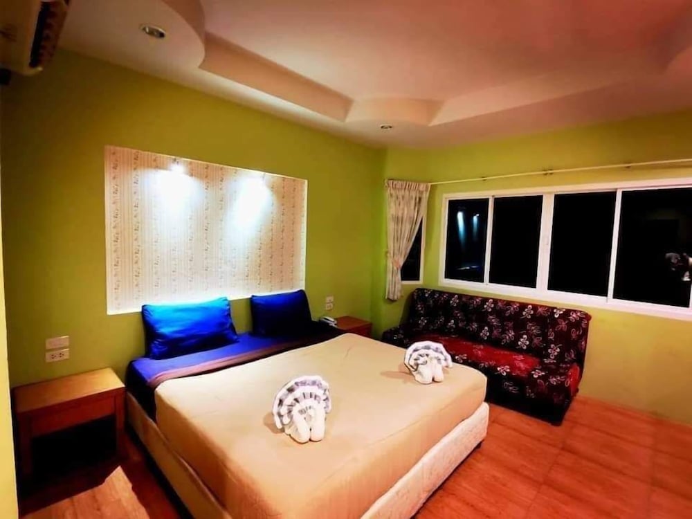 arunee resort koh chang