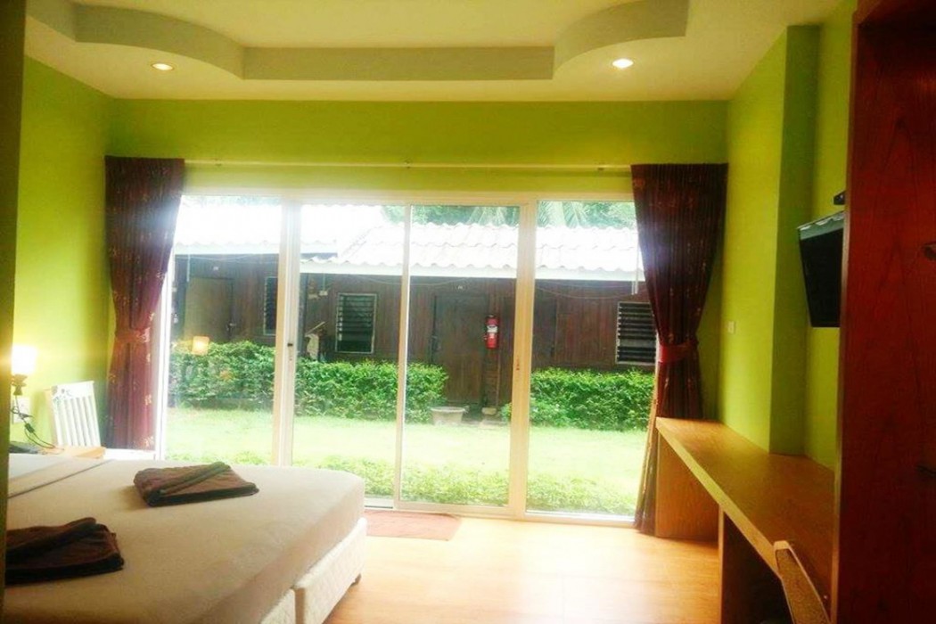 arunee resort koh chang