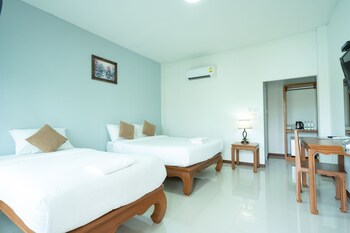 lamphurai riverside resort and spa