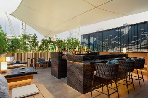 bangkok marriott hotel the surawongse