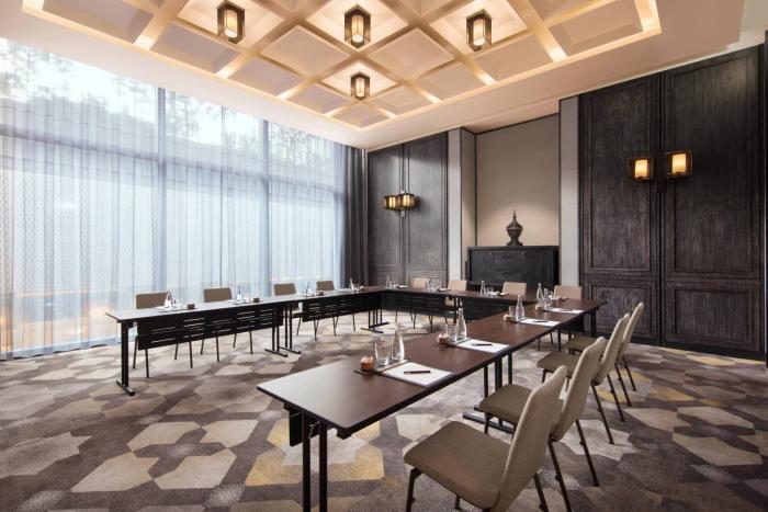 bangkok marriott hotel the surawongse