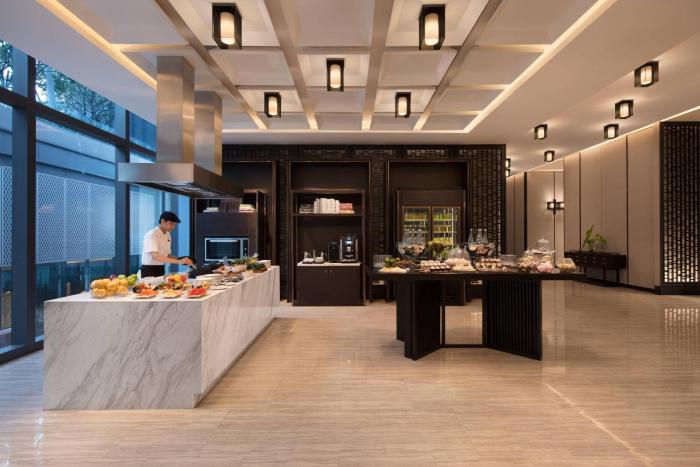 bangkok marriott hotel the surawongse