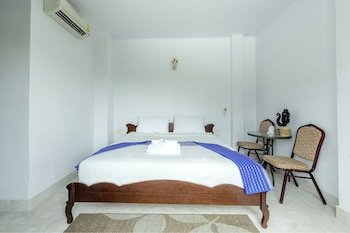 again thaicharm house at patong beach